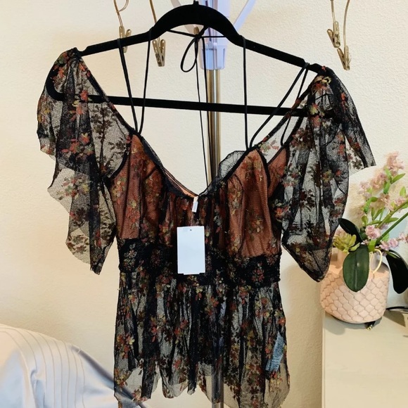 Free People Tops - Free people flutter sleeve blouse Free People Tops - Free people flutter sleeve blouse